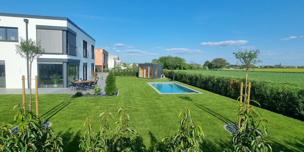 Garten mit Pool_KALE Service GbR